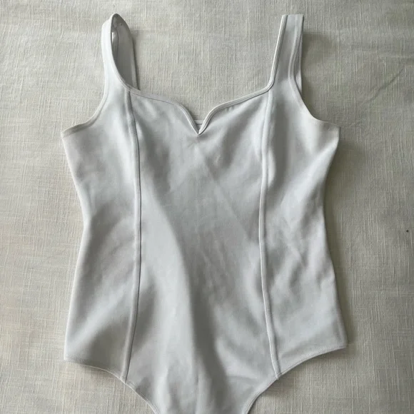 Abercrombie Sweetheart bodysuit - Picture 6 of 10